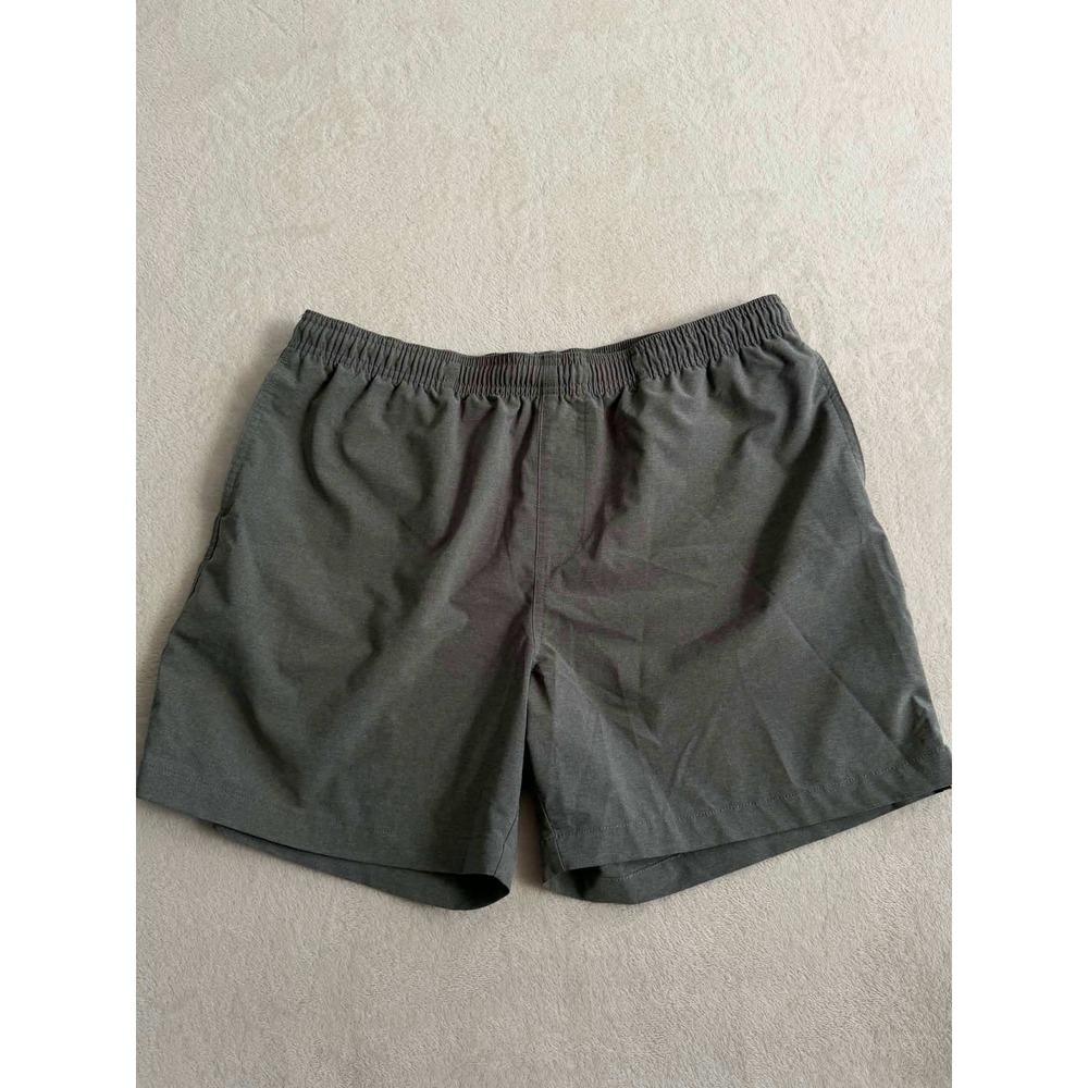Chubbies Mens Large Gray Performance Shorts 5.5 Inseam Elastic Waist Athletic
